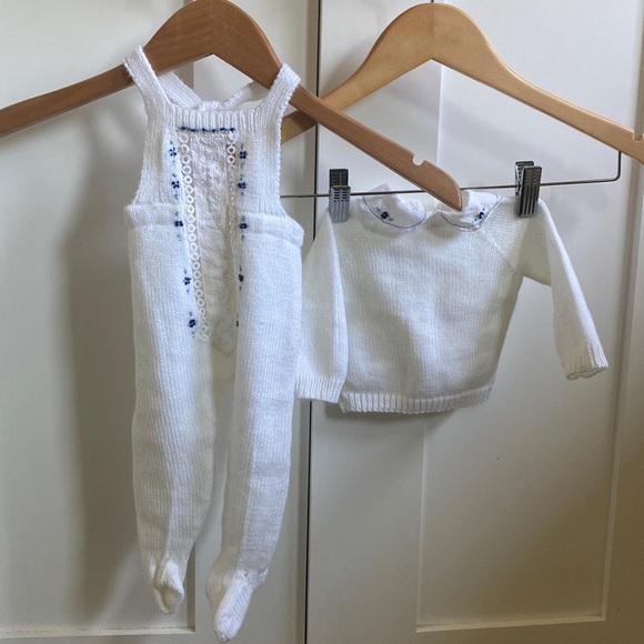 Vintage (‘81) 2pc baby outfit “floral embroidery” - Picture 1 of 7